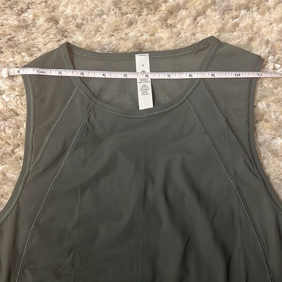 Lululemon Sculpt Tank - Picture 12 of 13